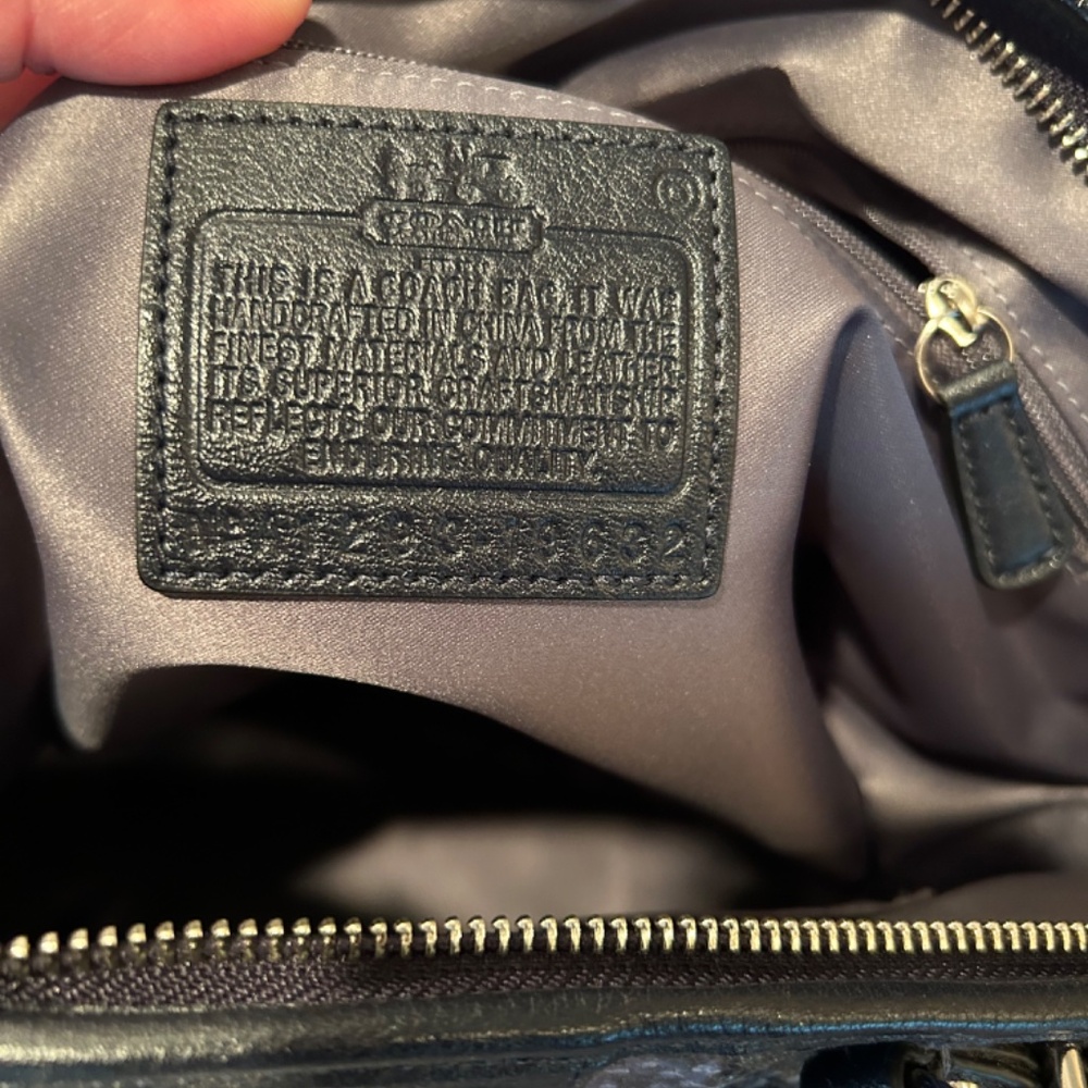 Coach Navy Madison Python Embossed Leather Lindse… - image 8